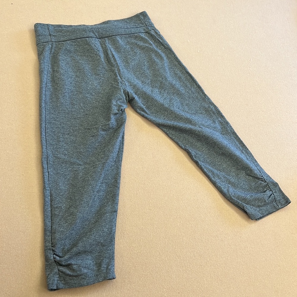 Puma gray capris - Picture 4 of 5